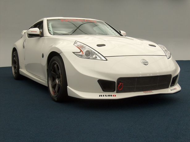 Ekstremalny Nissan 370Z Nismo RC