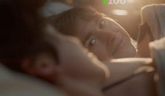 IKEA w nowej reklamie przypomina, że czasem każdy musi naładować swoje wewnętrzne „akumulatory” (wideo)