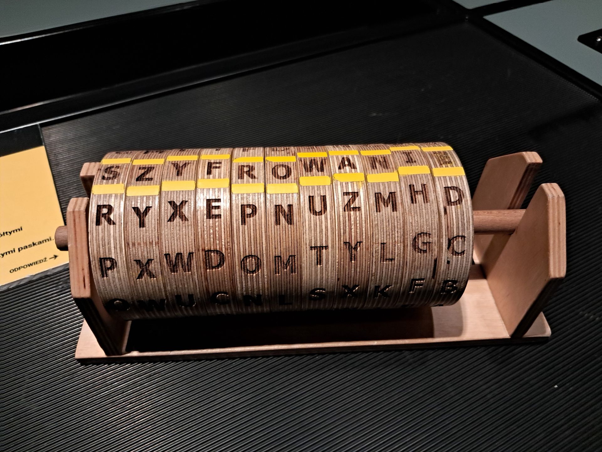 Eksponaty Centrum Szyfrów Enigma