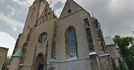 Jawor. Ksiądz odkrył kapsułę czasu. W środku był niemiecki dokument