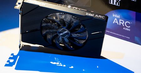 Intel ARC A380 od ASRock - test. Ta karta miała być zbawieniem dla budżetowego grania