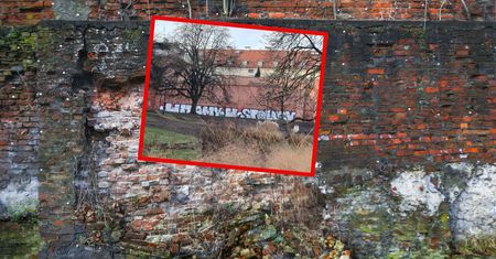 Zdewastowany obiekt. "Kibole Legii zniszczyli go dziś w nocy"