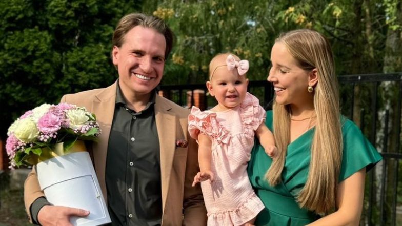 Lil Masti zabrała roczną córkę na wesele. W sieci burza