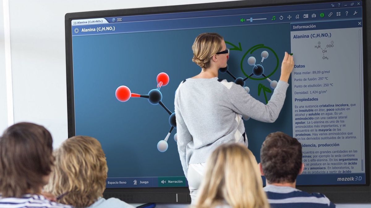 Przyszłość jest teraz. Interaktywne monitory Newline zmieniają naukę i organizację pracy