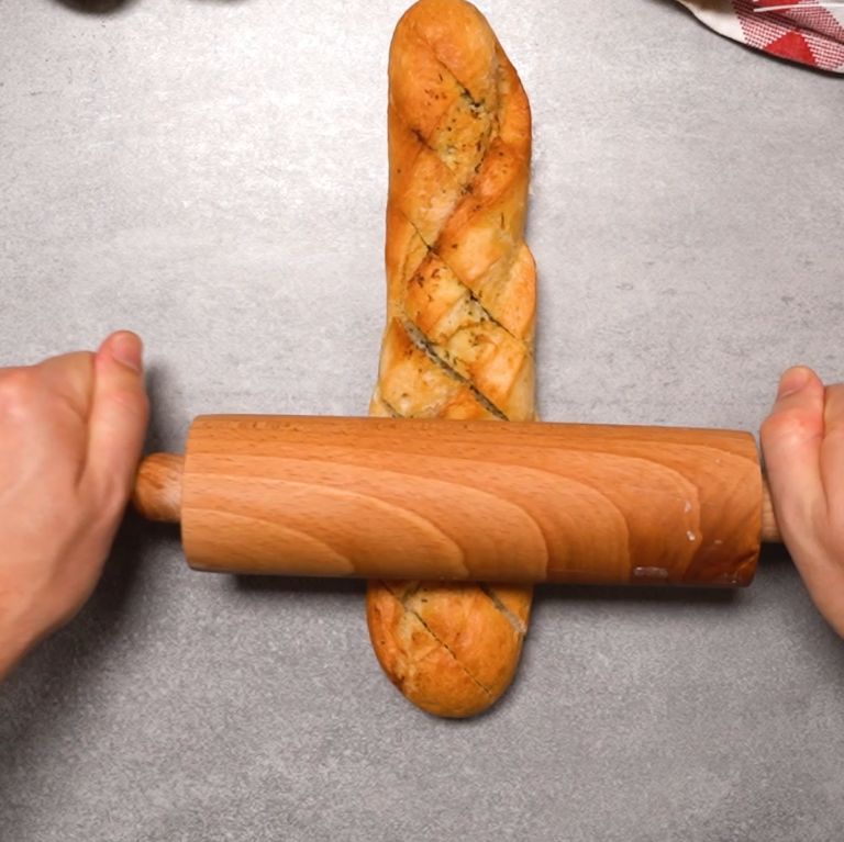 Garlic baguette