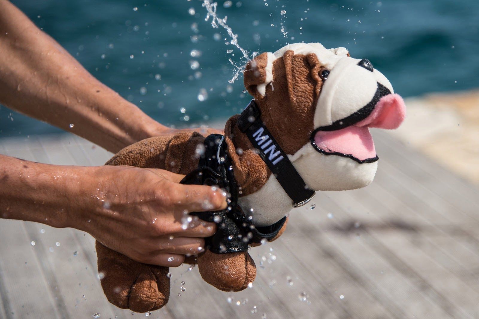 MINI prezentuje koncepcyjne auta na wakacje [galeria] 35