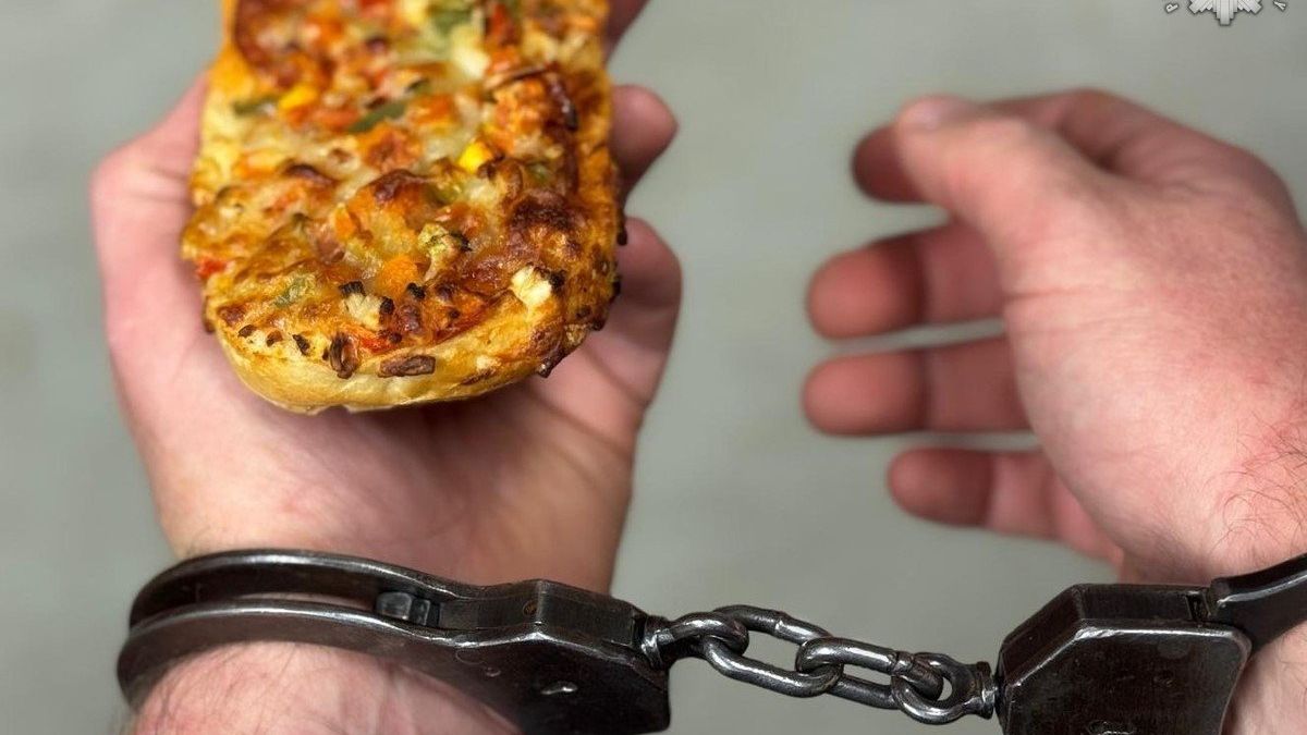 Mężczyzna zadzwonił na 112 w sprawie zimnej zapiekanki