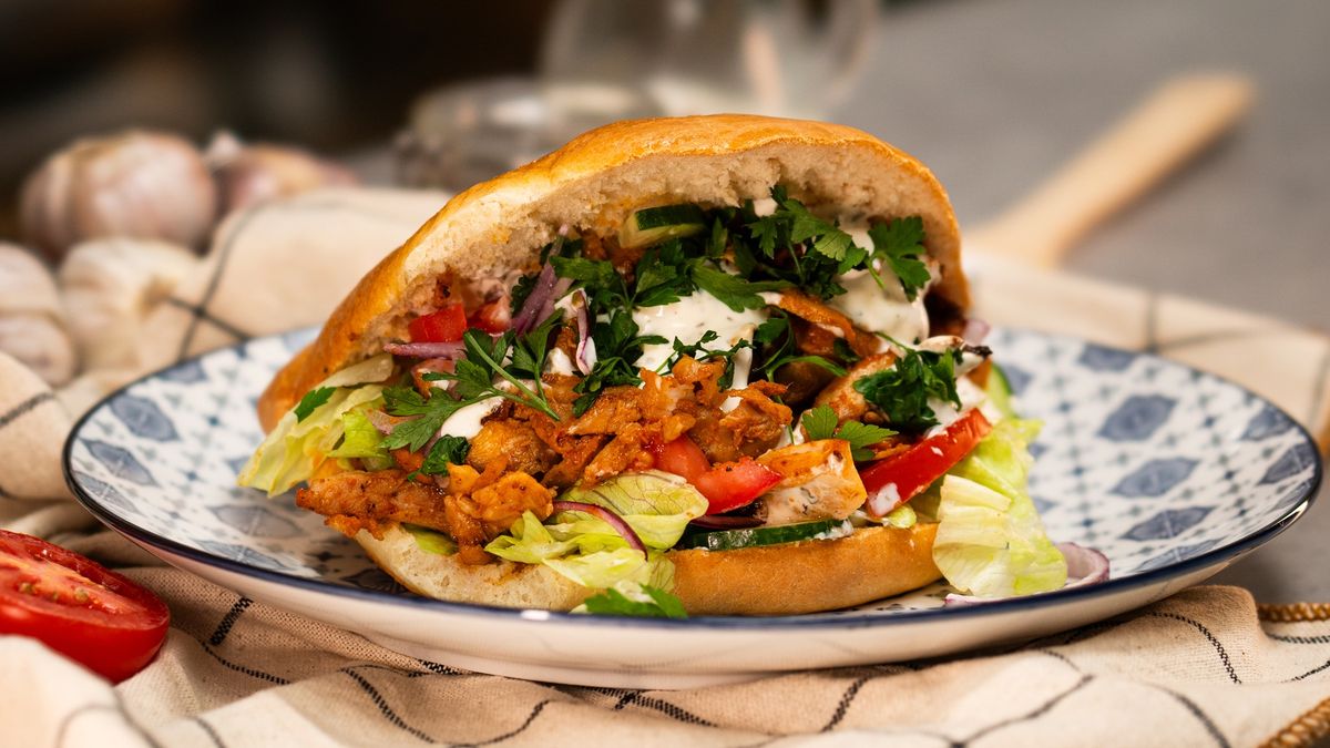 Domowy kebab z kurczakiem lepszy niż na mieście