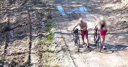 Wjechali rowerami na pas specjalnej drogi. Posypały się mandaty