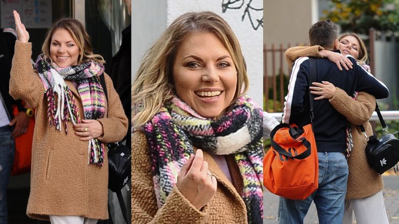 Aleksandra Kwaśniewska z Marzeną Rogalska i Ane Piżl pod studiem "DDTVN"