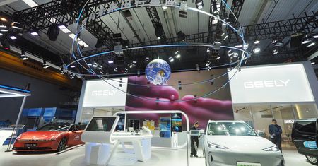 Cła na auta elektryczne z Chin są w polskim interesie? Tak odpowiadają ekonomiści