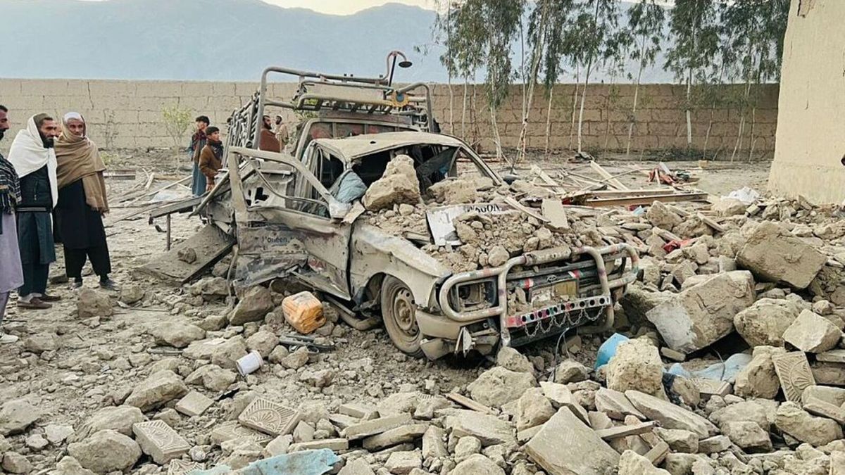 Rzecznik armii: zaatakowano 22 lokalizacje w Afganistanie.