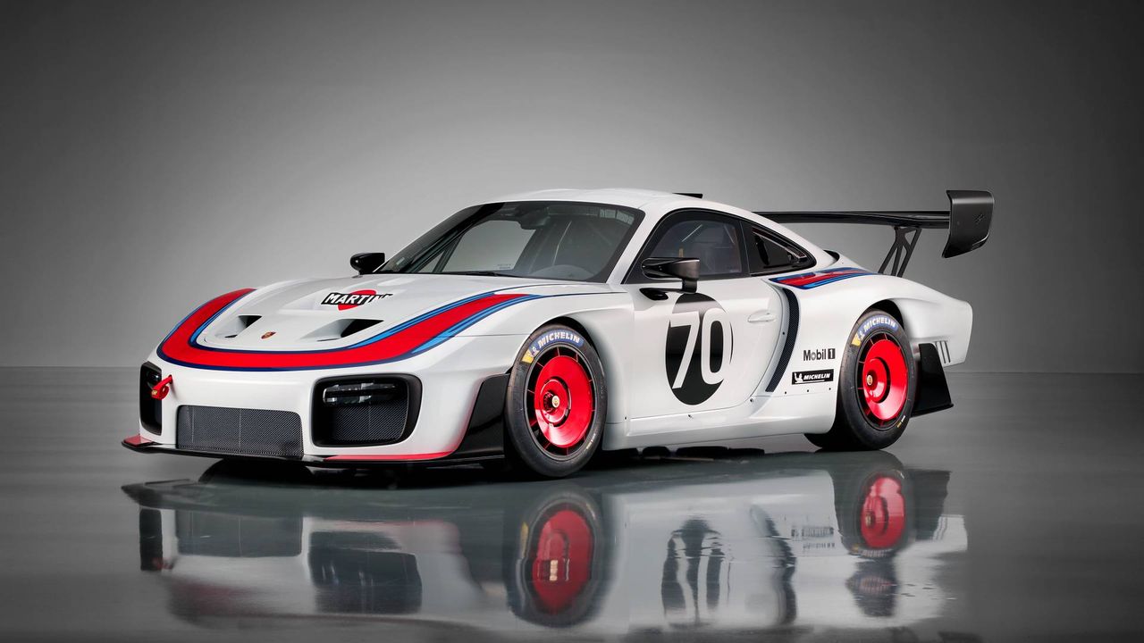 Nowe Porsche 911 przebrane za słynny model wyścigowy