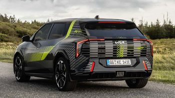 Kia EV4 doczeka się wersji GT. Jest zapowiedź