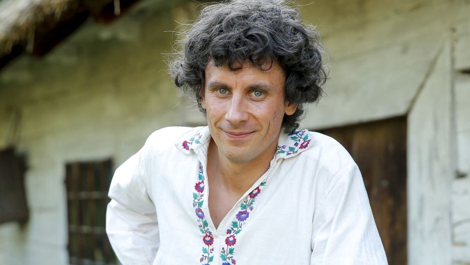 Adam Bobik gra Pawlaka w filmie "Sami swoi. Początek"