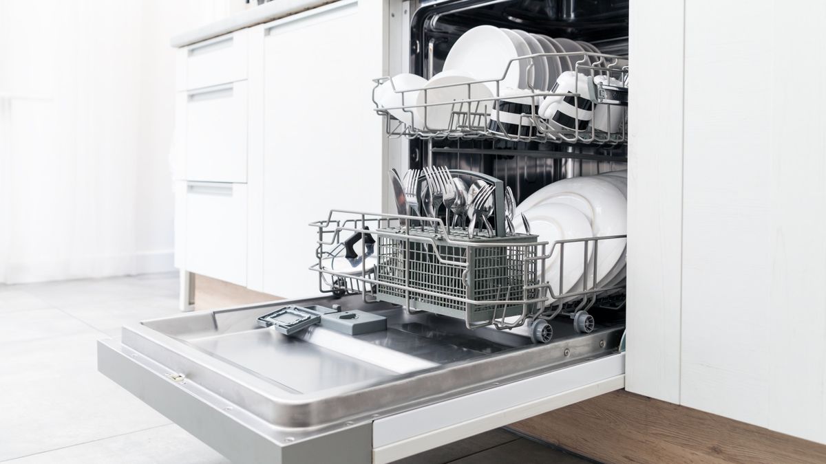 Zmywarki oferują przydatną funkcję, która ułatwi zmywanie naczyń
