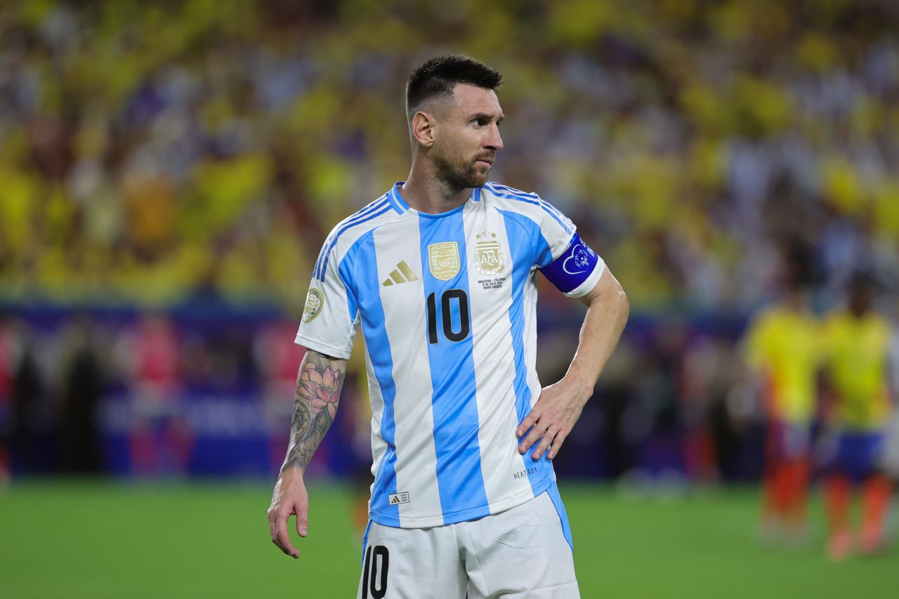 Unforeseen chaos: Argentina's goal annulled after marathon match