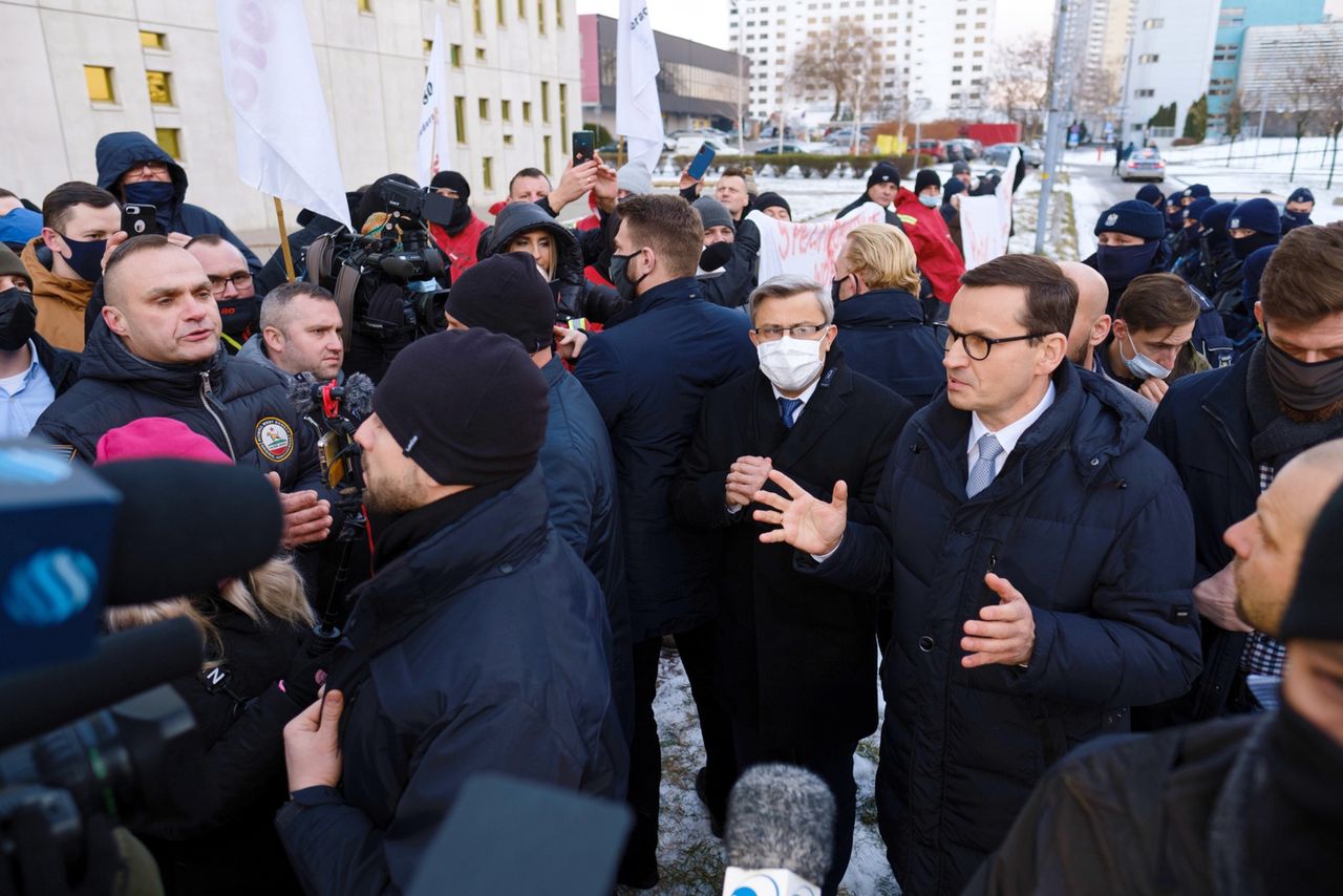 "Oszust z Wrocławia". Ślązacy "ciepło" przywitali premiera