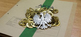 Przyjmował korzyści od ''Królowej Życia''. Sąd go zwolnił. W grę chodzi milion łapówki