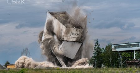 50 kg dynamitu i potężny huk. Śląska ikona zniknęła w sekundę