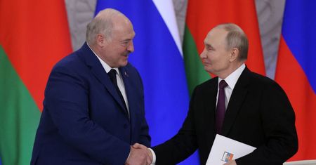 Postawił wojsko na nogi i ruszył do Rosji. Łukaszenka u Putina