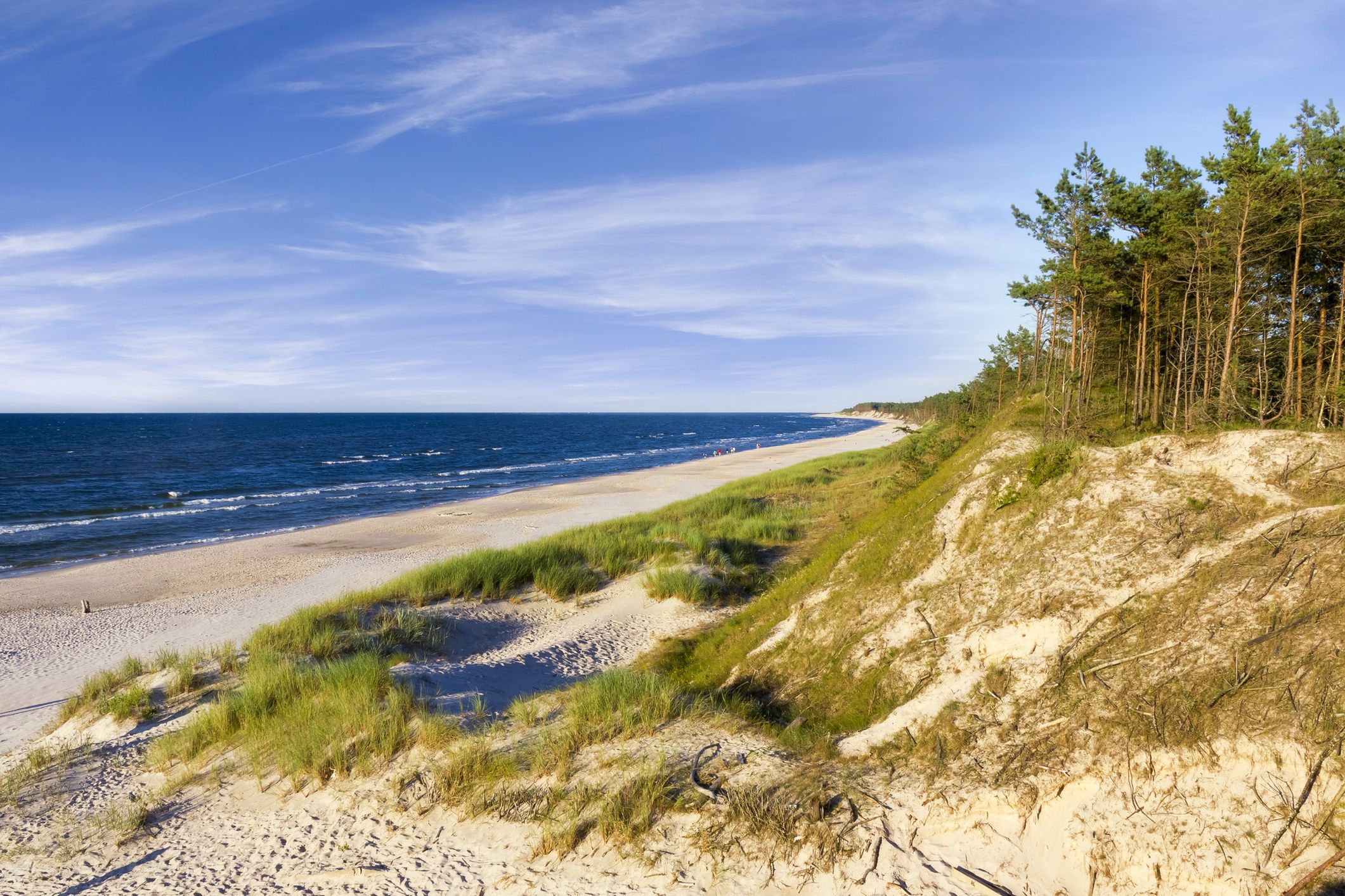 Łeba kusi pięknymi plażami, ale też masą atrakcji