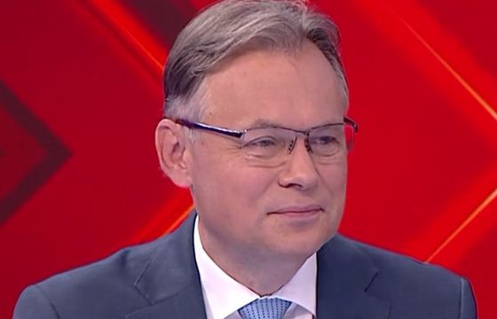 Kolejny polityk PiS z felietonami w „Sieciach”