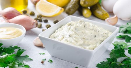 Sos remoulade - rodzaje, wartości odżywcze, zastosowanie, przepisy
