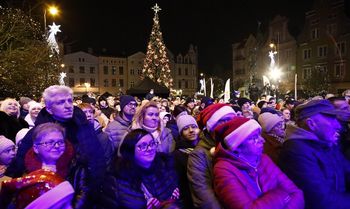 Grudziądz: Był power. Tłumy mieszkańców na koncercie Zakopower na Rynku