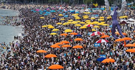 Tysiące osób w jednym miejscu. To najbardziej zatłoczona plaża świata