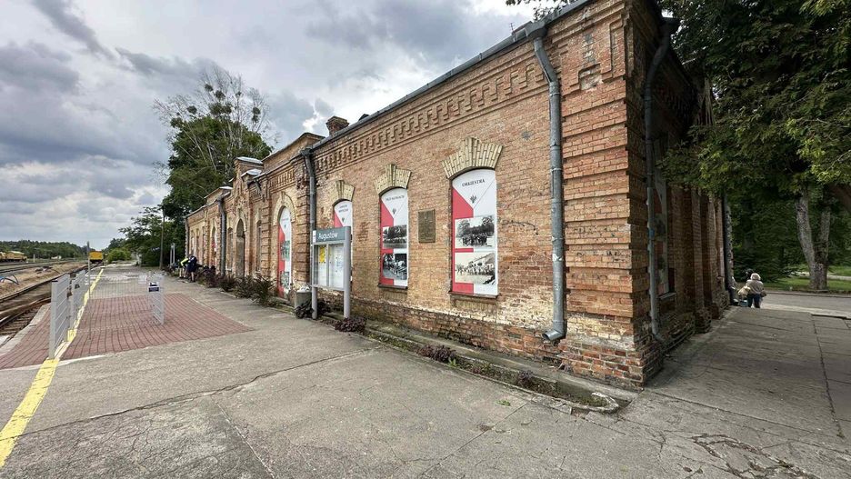 Dworzec PKP w Augustowie
