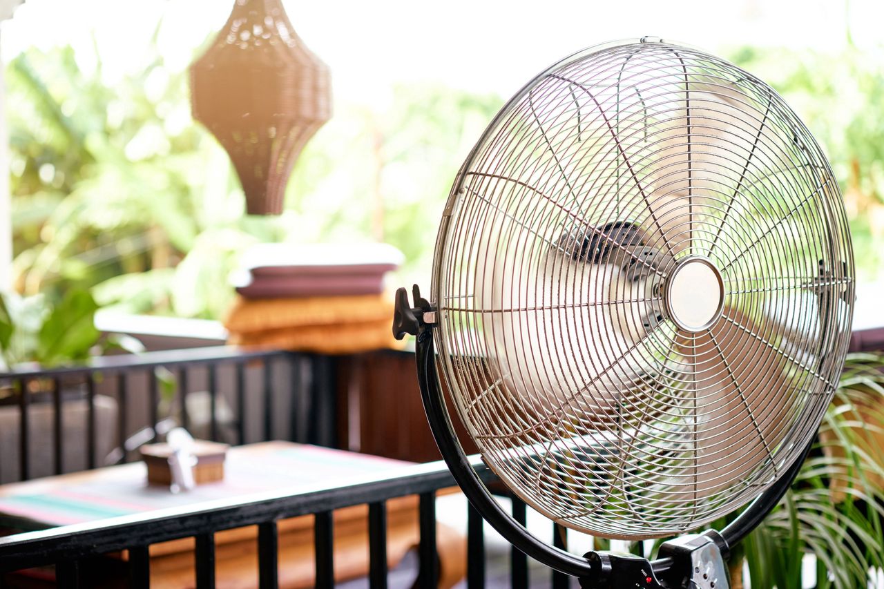 So nutzen Sie den Ventilator richtig, um die Sommerhitze zu bekämpfen