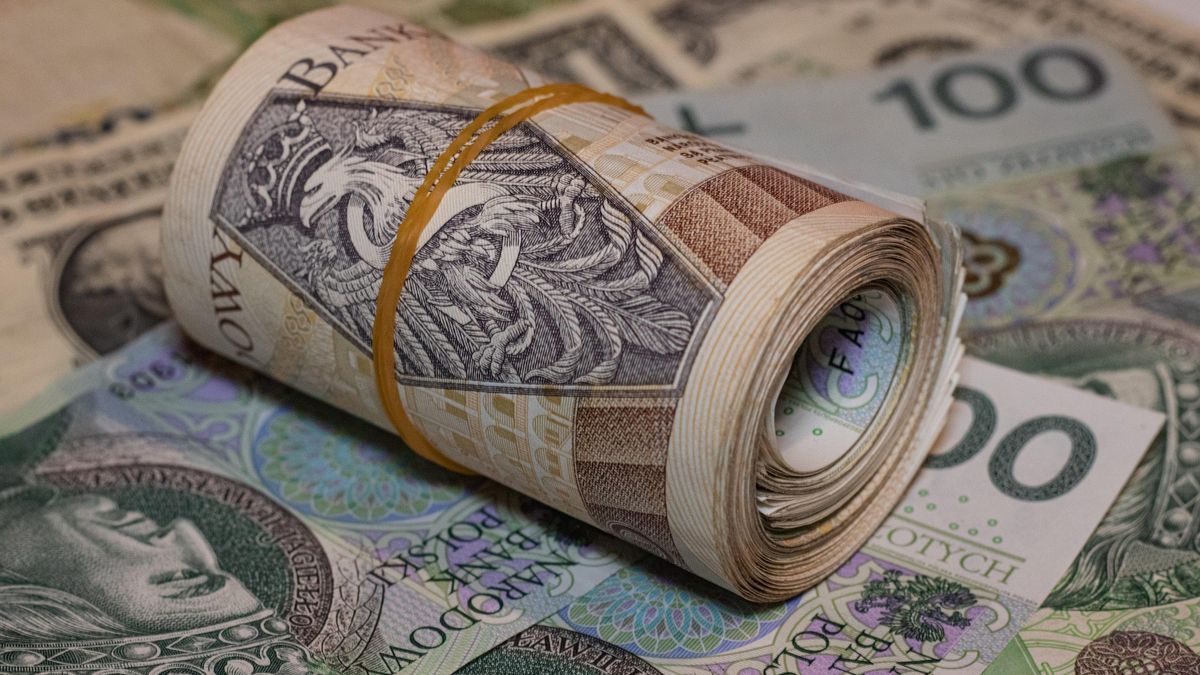 52-latek stracił ponad milion złotych