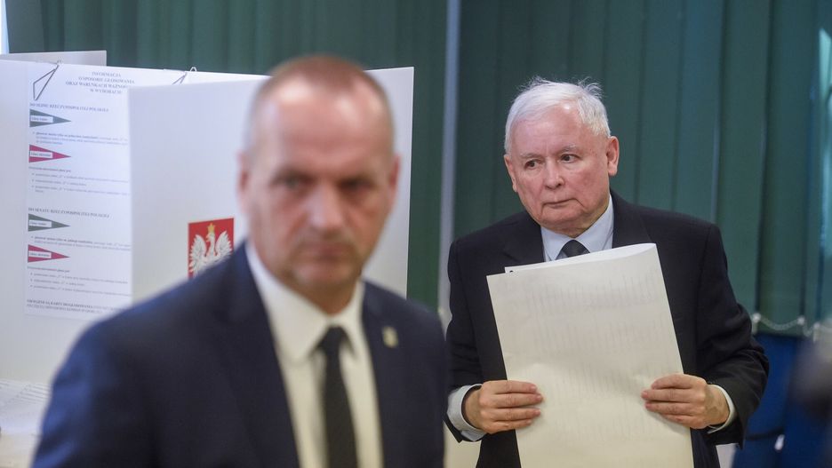 Jarosław Kaczyński podczas głosowania w 2019 roku