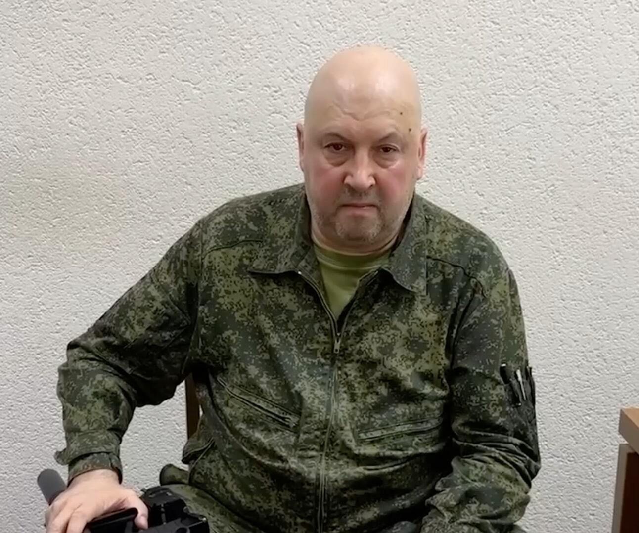 Russian security service urges Wagner fighters to detain groupâs leader
UNSPECIFIED - JUNE 24: (----EDITORIAL USE ONLY â" MANDATORY CREDIT - " RUSSIAN DEFENCE MINISTRY / HANDOUT" - NO MARKETING NO ADVERTISING CAMPAIGNS - DISTRIBUTED AS A SERVICE TO CLIENTS----) A screen grab captured from a video shows Sergei Surovikin addresses the Wagner PMC leadership, commanders and soldiers on June 24, 2023. Generals accused Prigozhin of an attempted coup with Russia's top commander in Ukraine, Sergey Surovikin, urging Wagner fighters to obey President Vladimir Putin. The Russian Federal Security Service (FSB) urged Wagner fighters to detain their leader, Yevgeny Prigozhin, after the head of the paramilitary group accused Russian forces of attacking his mercenaries. (Photo by Russian Defense Ministry/Handout/Anadolu Agency via Getty Images)
Anadolu Agency
general, moscow, prigozhin, putin, rostov, russian federal security service, russian forces, sergei surovikin, wagner, wagner fighters, wagner pmc
