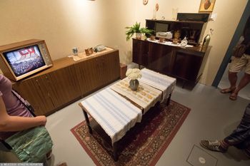 Nie chcą wyprowadzać się od rodziców. Ale czy to problem? [OPINIA]