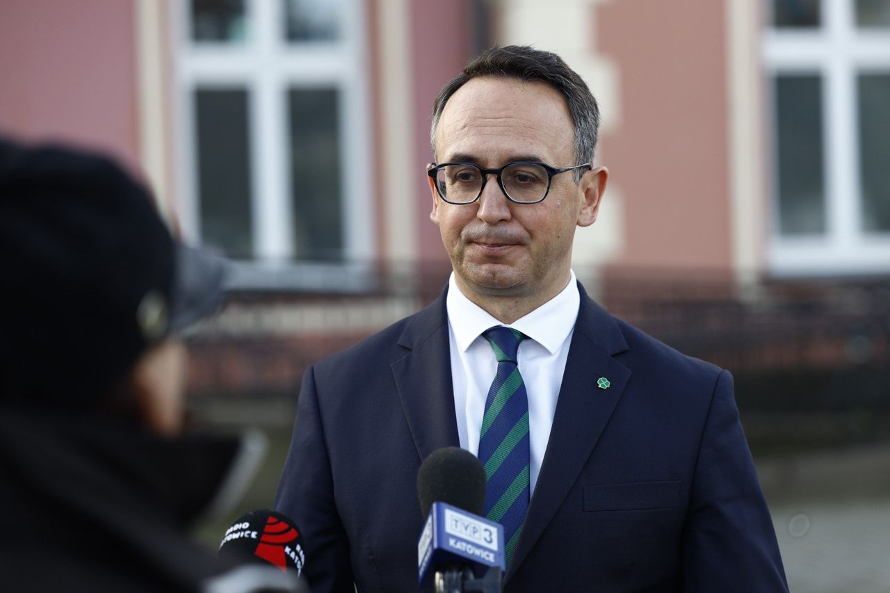 "Łącząc Europę". 450 mln euro z UE na rozwój infrastruktury kolejowej i morskiej