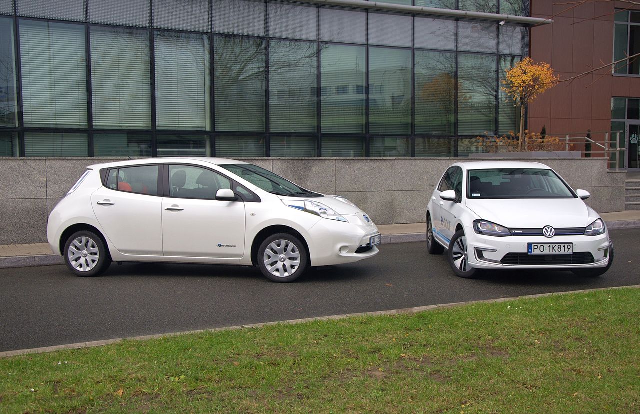 Używane elektryki można już kupić za mniej niż 50 tys. zł. Większy wybór mają osoby z budżetem 100 tys. zł