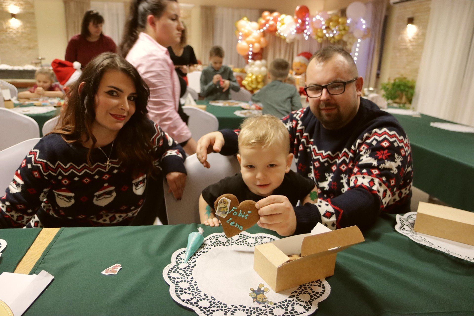 Rodzinne pieczenie pierników w Grochowalsku