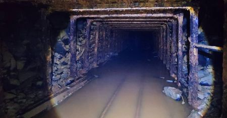 Były zamknięte przez 79 lat. Zdjęcia tuneli hitlerowskich trafiły do sieci