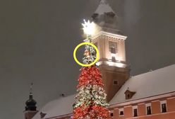 Pożar choinki na placu Zamkowym. Szybka interwencja strażaków