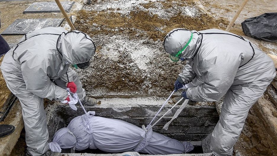 Według WHO z powodu Covid-19 na świecie zmarło już ponad 2,8 mln ludzi