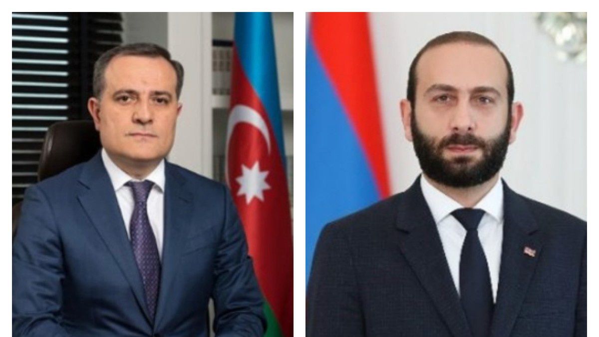 Ministrowie sprawa zagraniArarata Mirzojana i Dżejhuna Bajramowa
