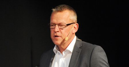 Trener Szwedów wściekł się na Polaków. Teraz ma problem z kibicami