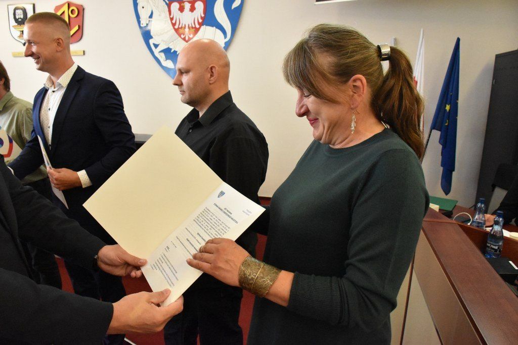 Prezydent Tomasz Sobieraj wręczył mianowania 42 nauczycielom