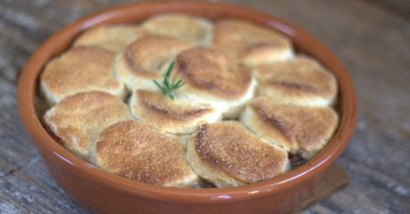 Cobbler z rabarbarem