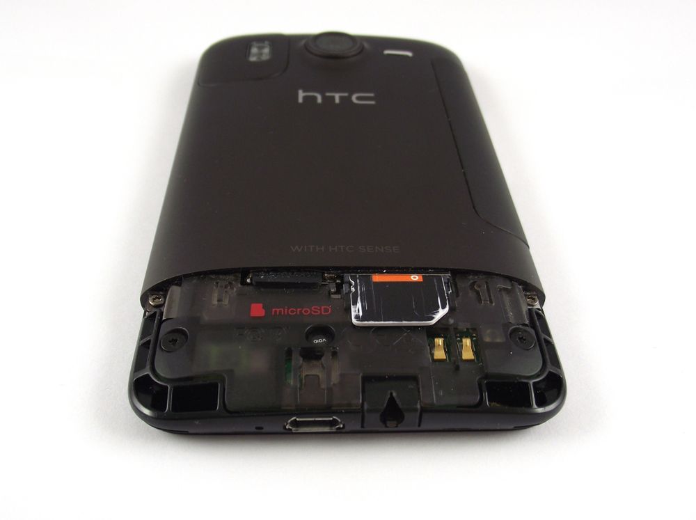 HTC Desire HD - sloty