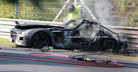 Mercedes-Benz SLS AMG Black Series - gorący towar