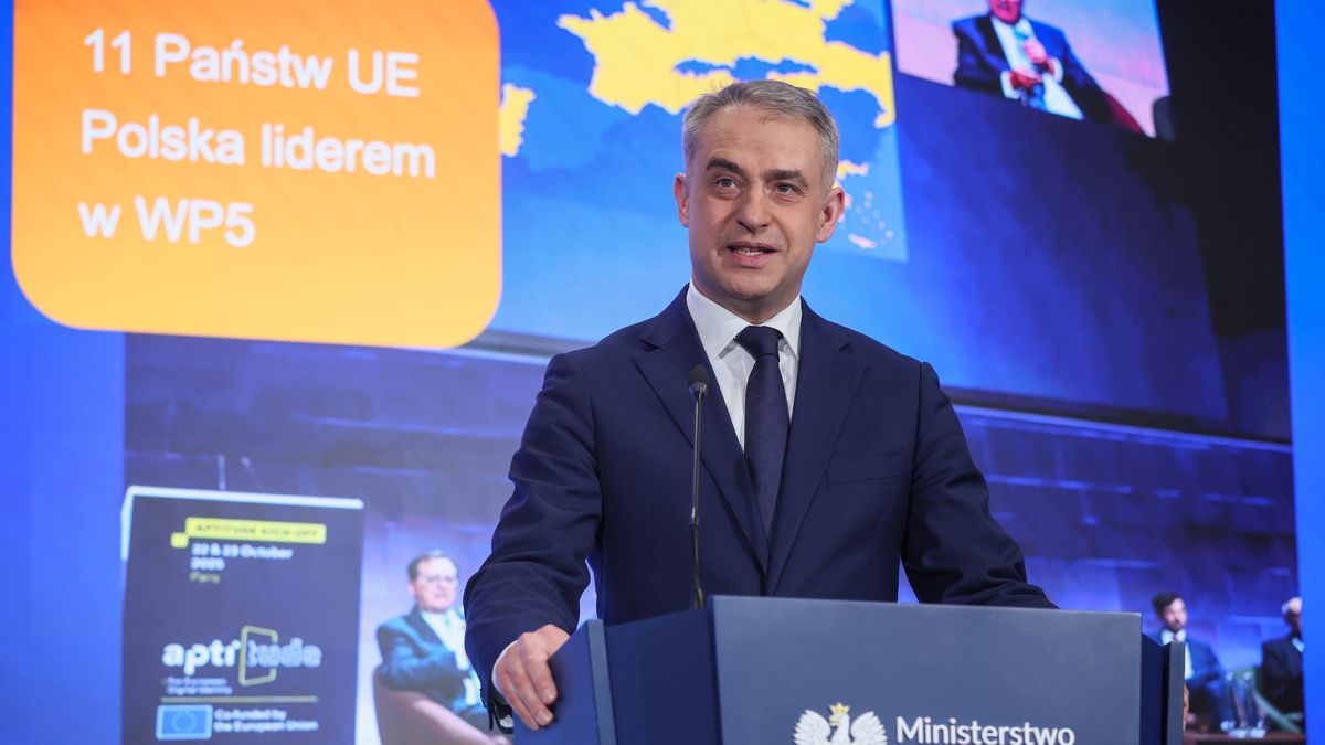 Krzysztof Gawkowski
Leszek Szymański
CYFROWE, cyfryzacja, konferencja, Ministerstwo Cyfryzacji, mobywatel, polityk, polityka, briefing prasowy, konferencja prasowa