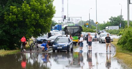 Burze na Polską. Dlaczego nie było alertów RCB?